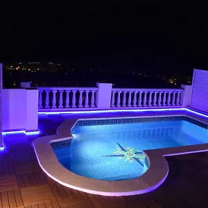 House. Casa Con Piscina Privada , Calafell España